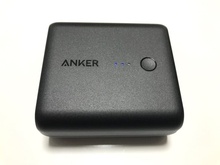 Anker PowerCore Fusion 5000を正面から