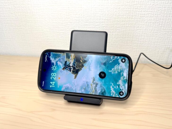 Anker PowerWave 10 Standは横置きでも充電可